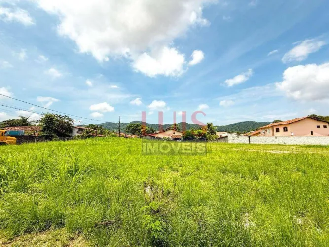 Terreno à venda, 2400 m² por R$ 5.500.000,00 - Itaipu - Niterói/RJ