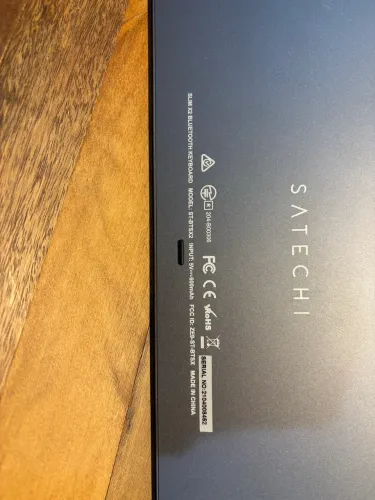 Teclado Bluetooth Satechi Qwerty cinza especial