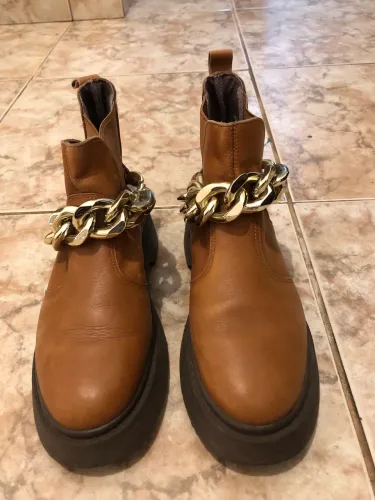 Vendo bota caramelo em couro legítimo