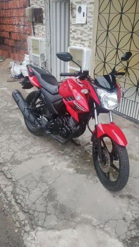 Moto novinha
