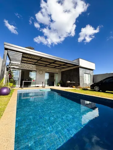 Casa ponte alta norte, 2 quartos, piscina, churrasqueira, lote 350m², ótima localização