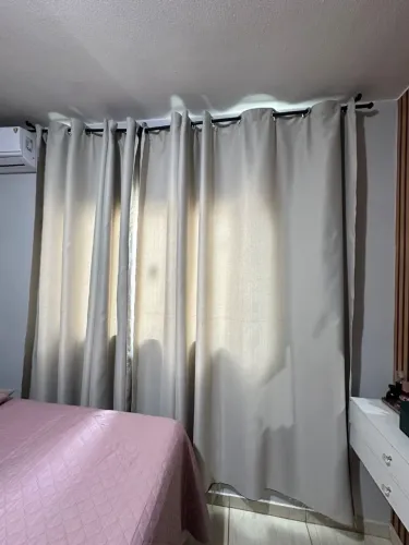 Cortina com varão Blackout Em Tecido 6,00x2,40