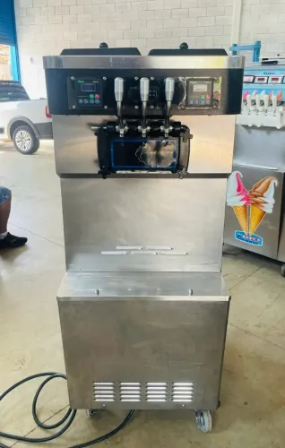 Vendo Máquina de sorvete e açaí Well Spring 203-S - CI (Alta produção)