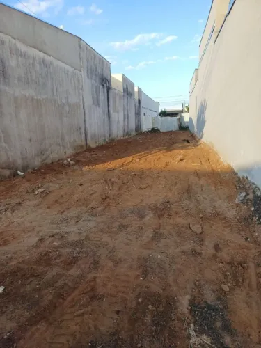 Meio Terreno Zanetti 
