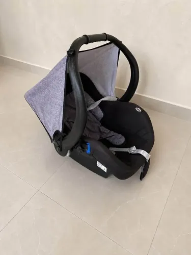 Carrinho de bebê , bebê conforto , cadeirinha de alimentação 