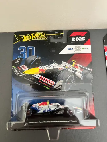 Carrinho Hotwheels Fórmula1 2025 Premium