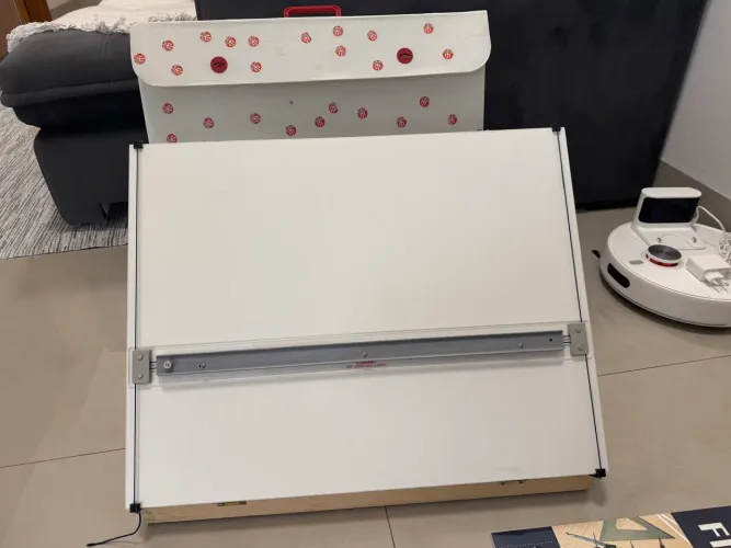 Prancheta Portátil A3 (42 x 52 cm) com Régua Paralela Trident