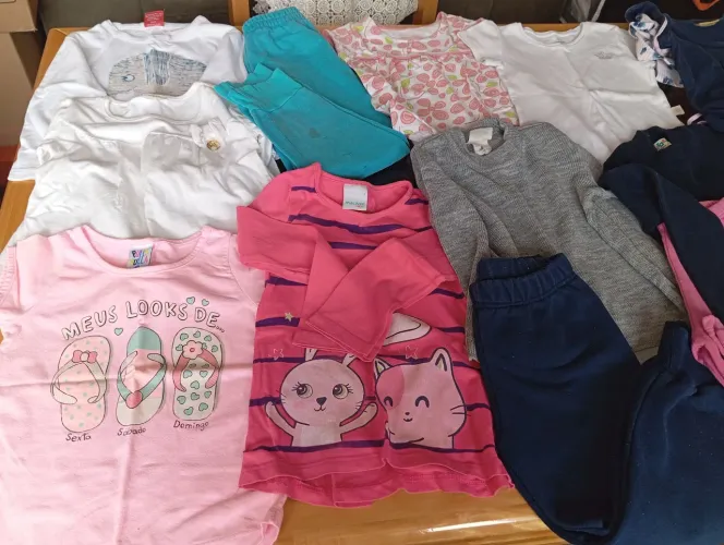 Vendo roupas infantil feminino, tam 1 a 4 anos