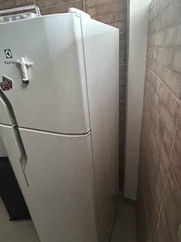Geladeira Electrolux 127v