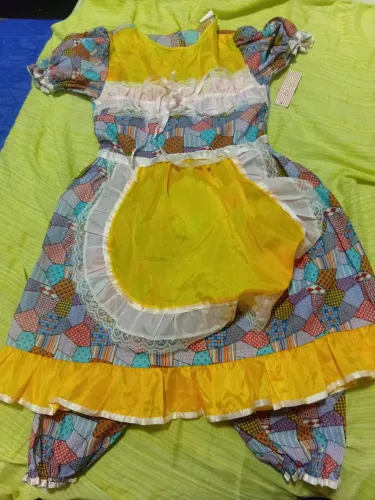 Vestido Festa Junina Infantil Tamanho 14 Com Calçola - Novo Com Etiqueta