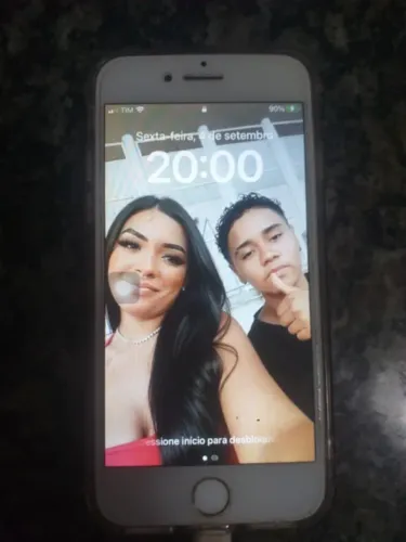 iPhone 8