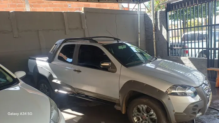 Fiat Strada Adventure1.8/ 1.8 Locker Flex CD 2010