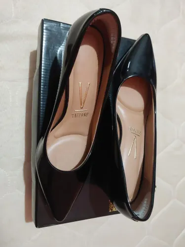 Scarpin seminovo usado apenas uma vez.