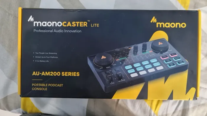 Kit Podcast / Áudio: Mesa Maonocaster AM200 + 4 Lapelas Sem Fio (Novo, c/ Nota Fiscal)
