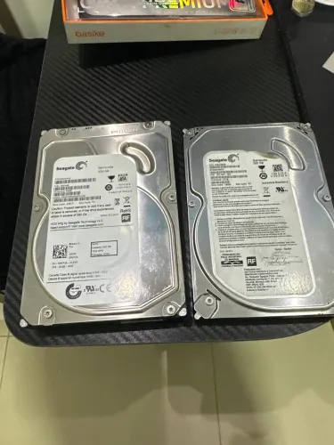 2 Hd de 500gb (cada)