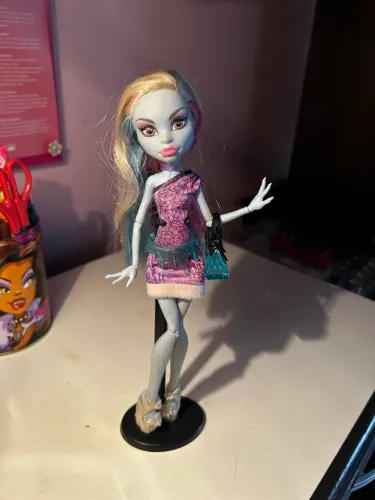 Monster High Scaris Abbey Bominable G1