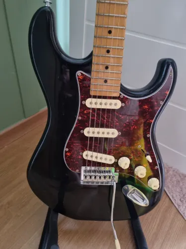 Guitarra Tagima TW Series 530