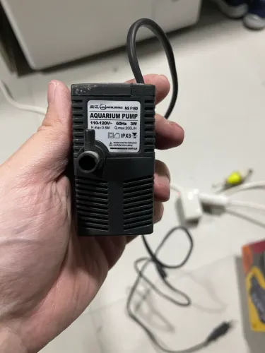 Bomba de aquário ou fonte 200 l/h