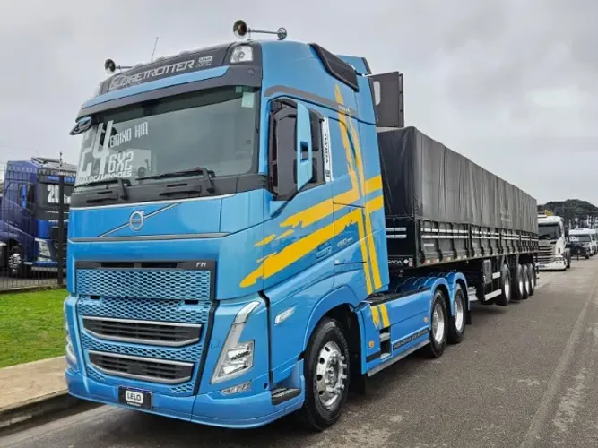 Volvo Fh 460 6x2 Globetrotter Ano 24 Aut Mola + 4 Eixo Graneleiro Estrada ano 24 c/pneus