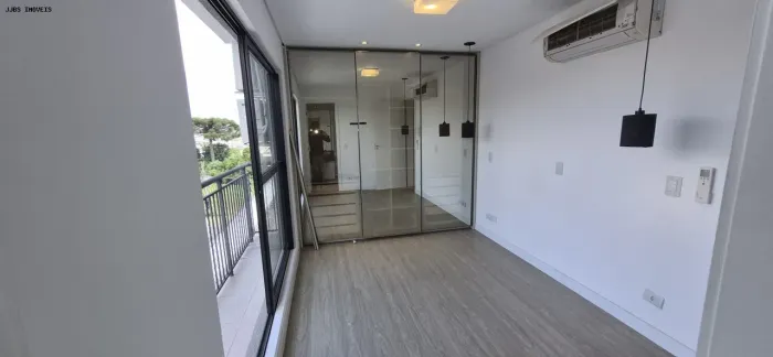 Apartamento para Venda em Curitiba, Campina do Siqueira, 2 dormitórios, 1 suíte, 2 banheir
