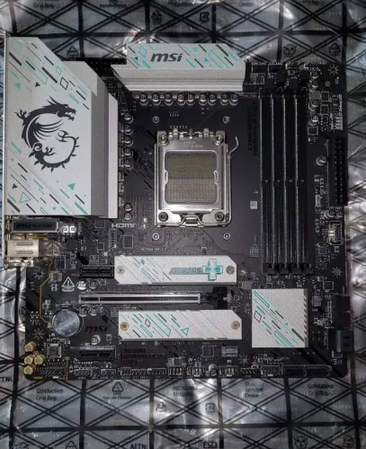 Placa Mãe B650M Gaming Plus Wi-Fi AM5 * Considero Ofertas