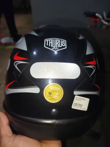 Vende Se Capacete San Marino Taurus Usado Só 3 vezes!