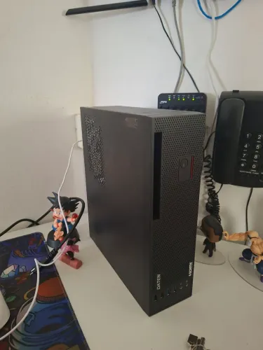 PC RYZEN 3 PRO 4350G 8GB RAM 256 SSD NVME