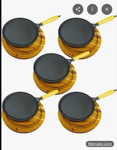 Vendo 5 chapa bifeteira ferro fundido com cabo suporte de madeira 
