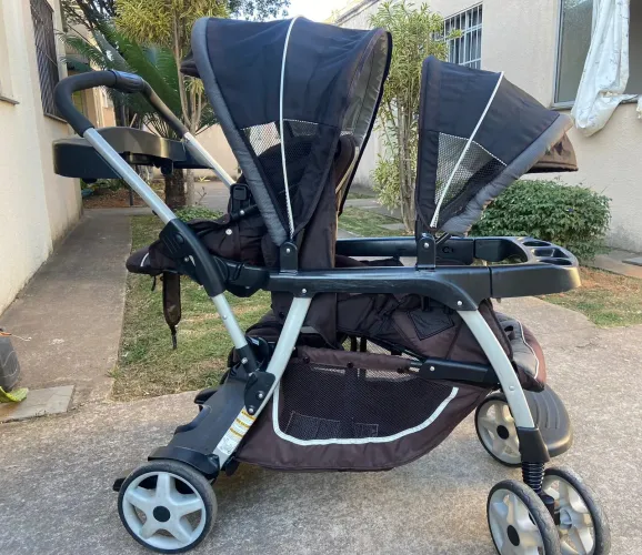 Carrinho De Bebê P/Gêmeos
