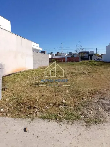 Terreno à venda, Residencial Santa Clara, com projeto aprovado na prefeitura.