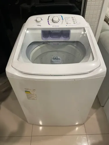 Vende-se máquina de lavar 13kg Electrolux