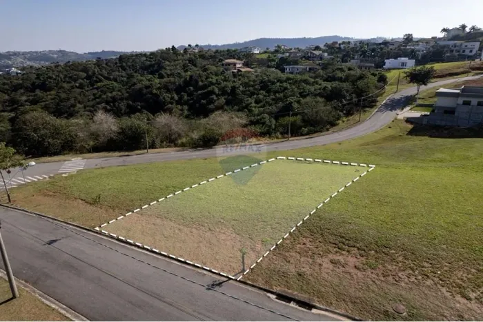 Terreno a venda no condomínio Santa Isabel - Louveira/SP