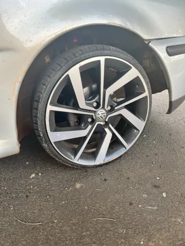 RODAS 17 PNEU 165 35 XBRI