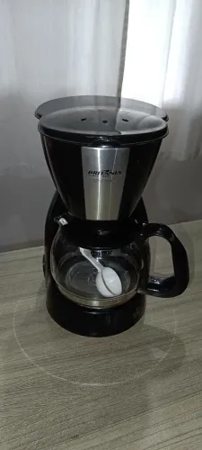Cafeteira Britânia 15 xícaras, 220V, preto, sem uso