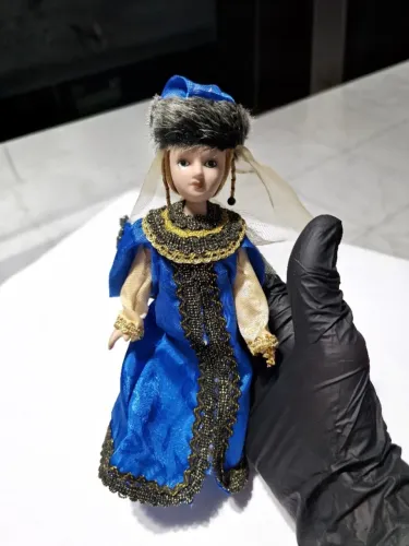 Boneca Porcelana Importada