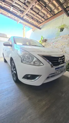 Nissan Versa SL 1.6 16V Flexstart 4P Aut. 2019