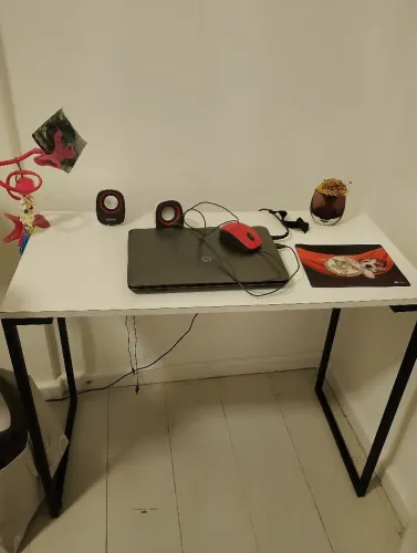 Mesa para estudo/ computador