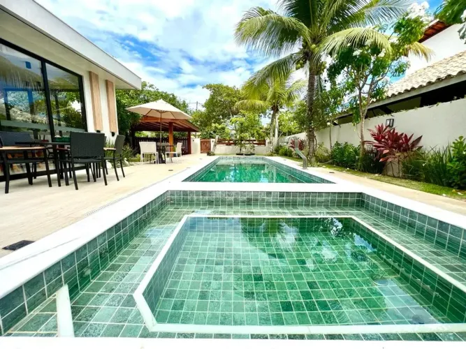 CASA DE LOCAÇÃO EM GUARAJUBA 05 SUITES