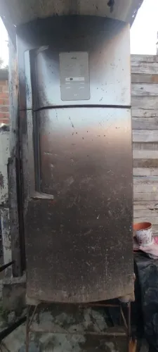 Geladeira inox leia o anúncio