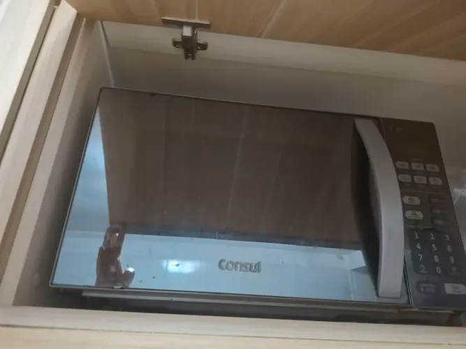 Micro-ondas com defeito 