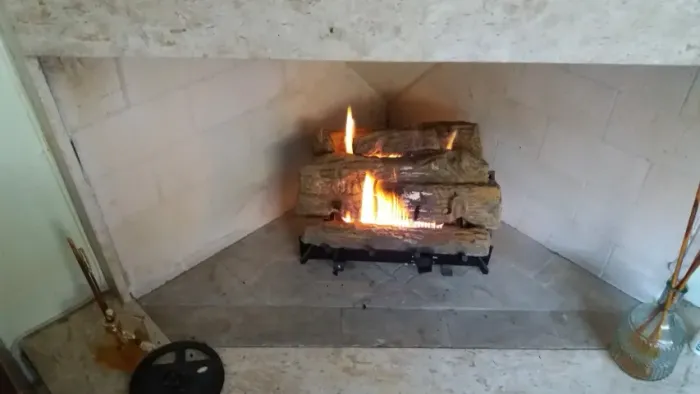 Lareiras a gás com lenhas falsas de 60 cm x38 cm direto da fábrica 