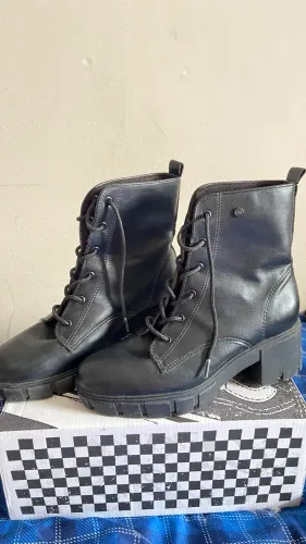 Sapatos e Sandálias Femininas a partir de R$ 10