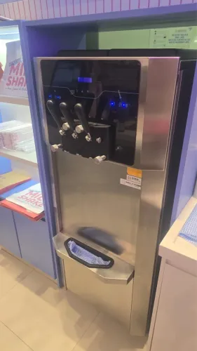 Máquina de sorvete E930 TRIFÁSICA 