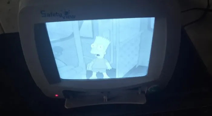 Tv de tubo retro funcionando