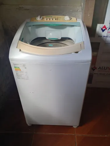 Máquina de lavar roupa funcionando perfeitamente