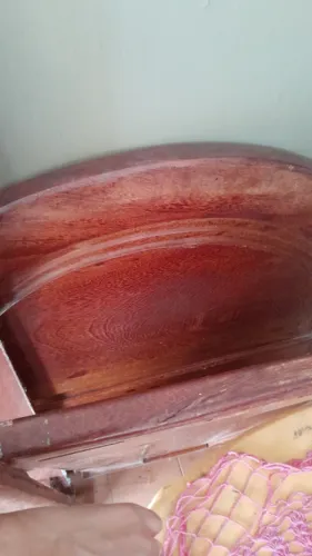 Cama madeira de solteiro com colchão 