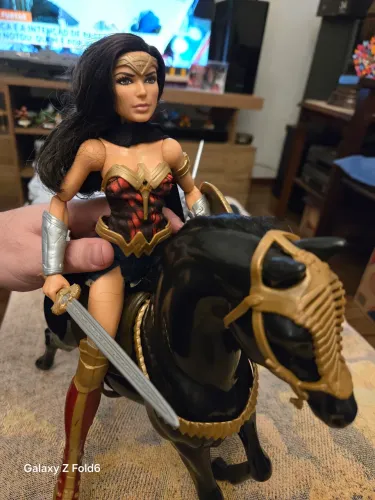 Boneca Mulher Maravilha 