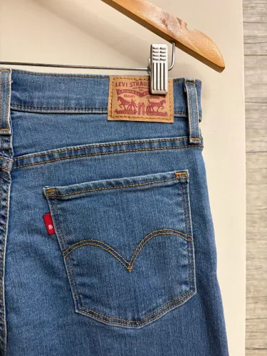 Levis 315 bootcut