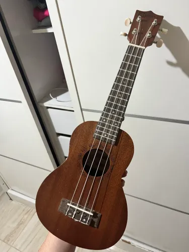 Ukulele Acústico Soprano US-21 Spring Natural Darkwood Fosco - NUNCA USADO