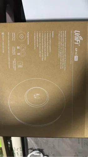 Ponto De Acesso Ubiquiti Unifi Indoor 122m, 1300bmps, Ethernet 10/100/1000 - UAP-AC-PRO